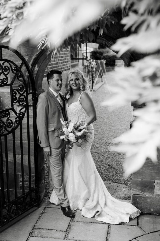 Laura&Lee-LR-552