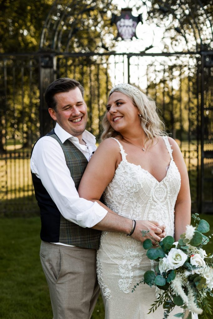 Laura&Lee-LR-811